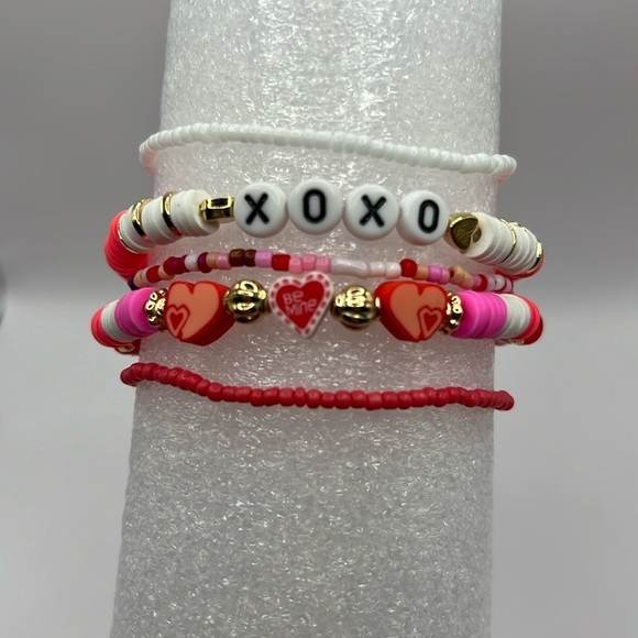 5PC XOXO Letter Pink Valentine’s Bracelet Stack - Picture 2 of 4
